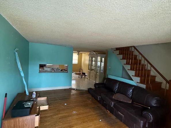 7650 Sherwood Road, Philadelphia PA 19151
