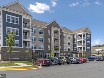 21914 Hawksbill High Circle