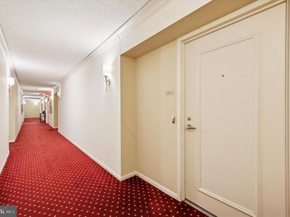 233 S 6TH Street 305D, Philadelphia PA 19106