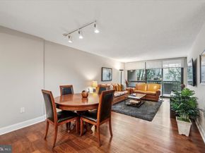 233 S 6TH Street 305D, Philadelphia PA 19106
