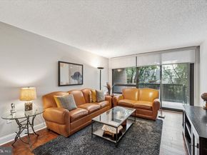 233 S 6TH Street 305D, Philadelphia PA 19106
