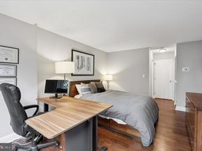 233 S 6TH Street 305D, Philadelphia PA 19106