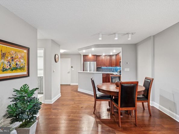 233 S 6TH Street 305D, Philadelphia PA 19106