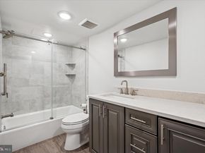 233 S 6TH Street 305D, Philadelphia PA 19106