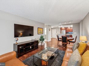 233 S 6TH Street 305D, Philadelphia PA 19106