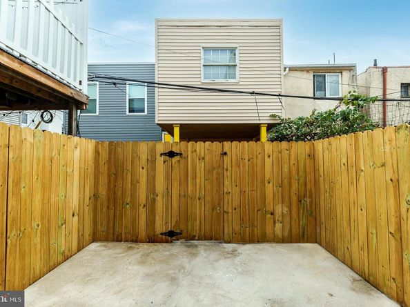112 Hoffman Street, Philadelphia PA 19148