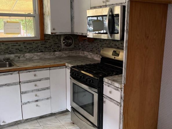 2100 Valley View Drive, Folcroft PA 19032