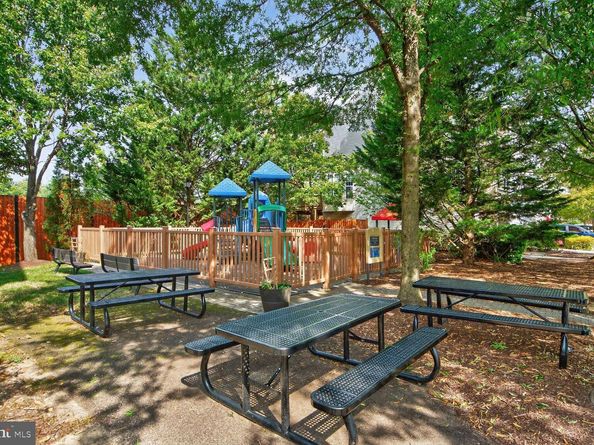 3841 Watkins Mill Drive, Alexandria VA 22304