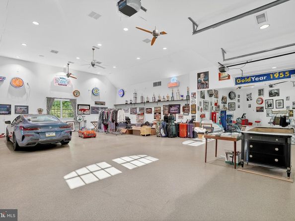 1513 Sumneytown Pike, Gwynedd PA 19436