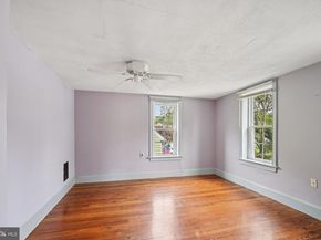 20 W Waverly Road, Glenside PA 19038