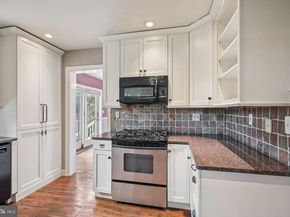 20 W Waverly Road, Glenside PA 19038