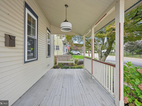 20 W Waverly Road, Glenside PA 19038