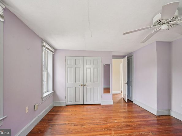 20 W Waverly Road, Glenside PA 19038