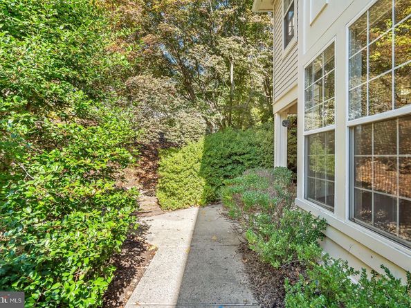 11408 Gate Hill Place 113, Reston VA 20194