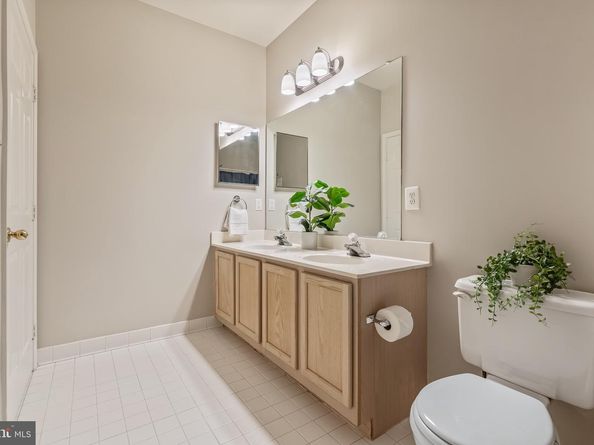 11408 Gate Hill Place 113, Reston VA 20194