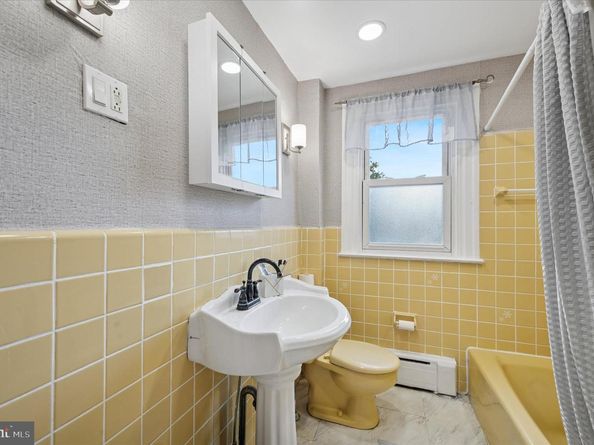 930 Ormond Avenue, Drexel Hill PA 19026
