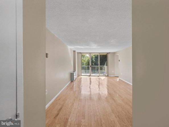 2500 N Van Dorn Street 316, Alexandria VA 22302