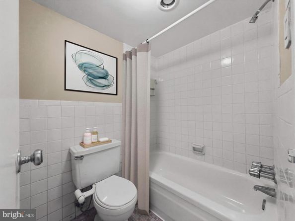 2500 N Van Dorn Street 316, Alexandria VA 22302