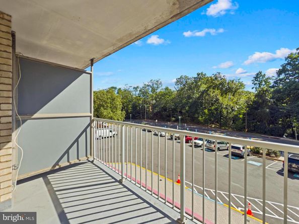 2500 N Van Dorn Street 316, Alexandria VA 22302