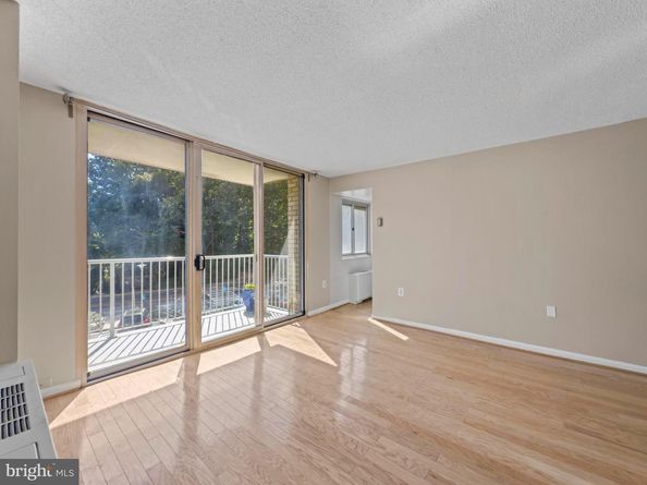 2500 N Van Dorn Street 316, Alexandria VA 22302