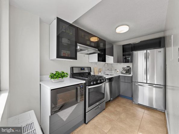 2500 N Van Dorn Street 316, Alexandria VA 22302