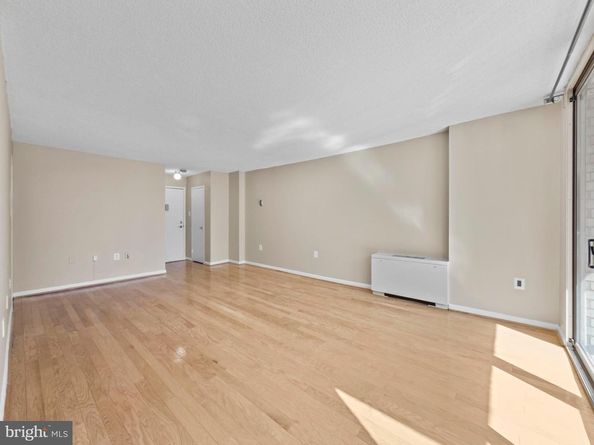 2500 N Van Dorn Street 316, Alexandria VA 22302