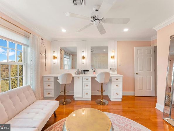 910 Old Dolington Road, Newtown PA 18940