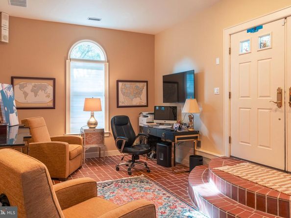 910 Old Dolington Road, Newtown PA 18940