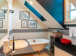 910 Old Dolington Road, Newtown PA 18940