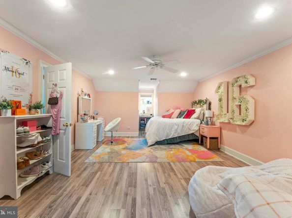 910 Old Dolington Road, Newtown PA 18940