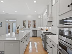 7416 Sportsman Drive, Falls Church VA 22043