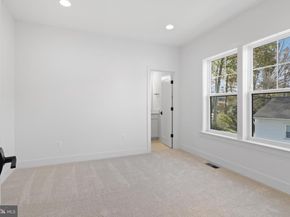 7416 Sportsman Drive, Falls Church VA 22043