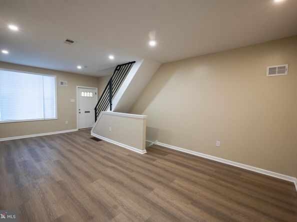 1930 N Hollywood Street, Philadelphia PA 19121