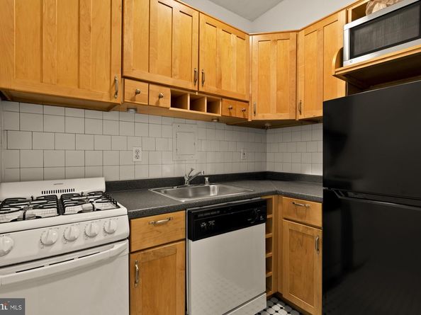 1 Scott Circle NW 719, Washington DC 20036