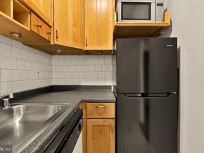 1 Scott Circle NW 719, Washington DC 20036