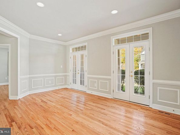 5604 Hoover Street, Bethesda MD 20817