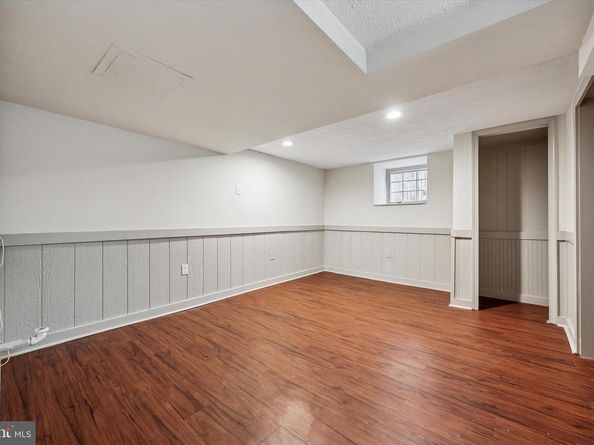 2439 Susquehanna Road, Abington PA 19001