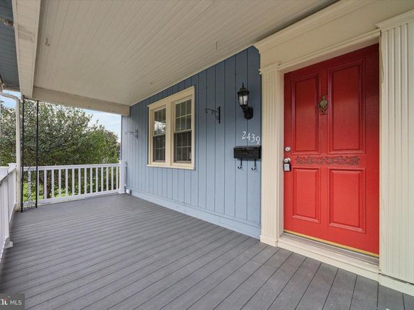 2439 Susquehanna Road, Abington PA 19001