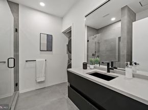 1713B Montrose Street 6, Philadelphia PA 19146
