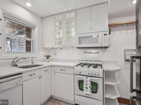 729 S Fayette Street S, Alexandria VA 22314