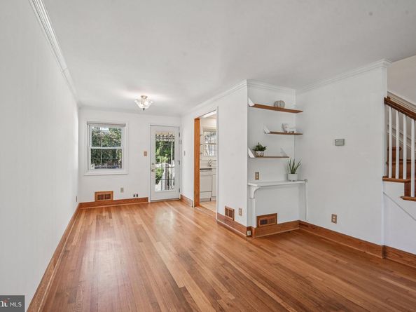 729 S Fayette Street S, Alexandria VA 22314
