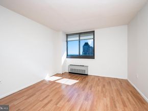 1420 Locust Street 24R, Philadelphia PA 19102