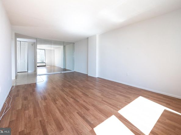 1420 Locust Street 24R, Philadelphia PA 19102