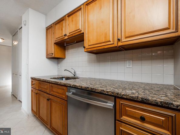 1420 Locust Street 24R, Philadelphia PA 19102