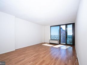 1420 Locust Street 24R, Philadelphia PA 19102