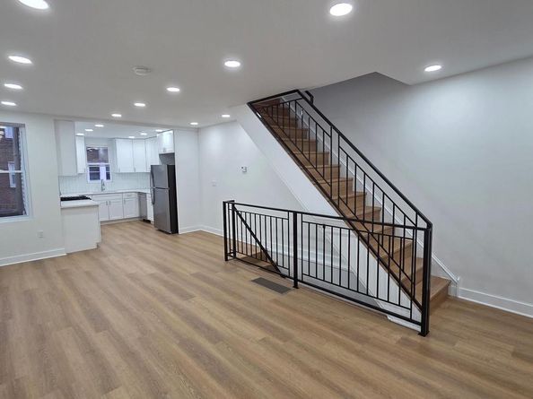 560 E Carver Street, Philadelphia PA 19120