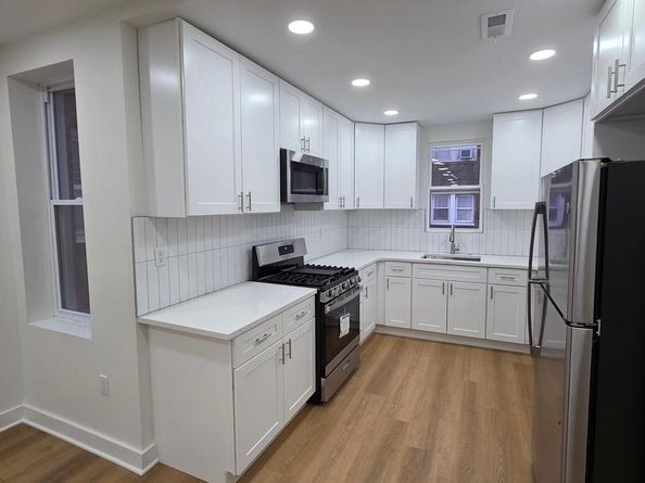 560 E Carver Street, Philadelphia PA 19120