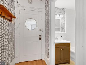 1324 Locust Street 1402, Philadelphia PA 19107