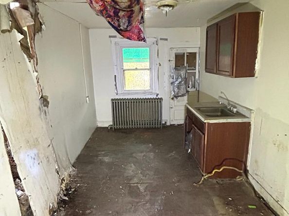 2046 Dennie Street, Philadelphia PA 19140