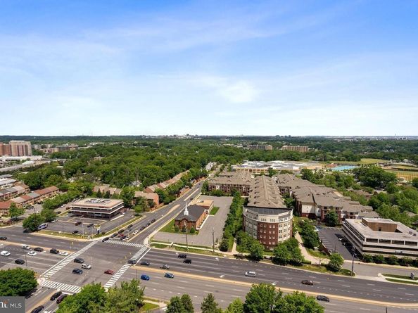 3701 S George Mason Drive 2410N, Falls Church VA 22041